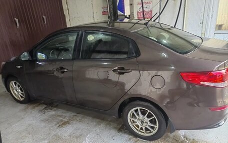 KIA Rio III рестайлинг, 2015 год, 950 000 рублей, 5 фотография