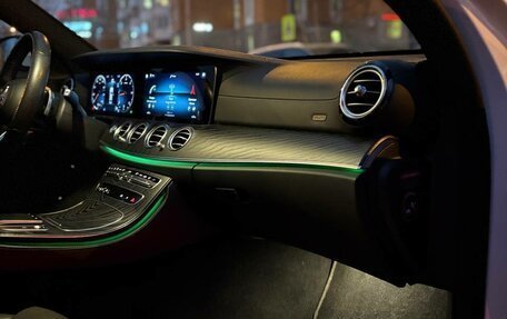 Mercedes-Benz E-Класс, 2021 год, 5 000 000 рублей, 10 фотография