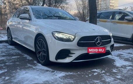 Mercedes-Benz E-Класс, 2021 год, 5 000 000 рублей, 3 фотография