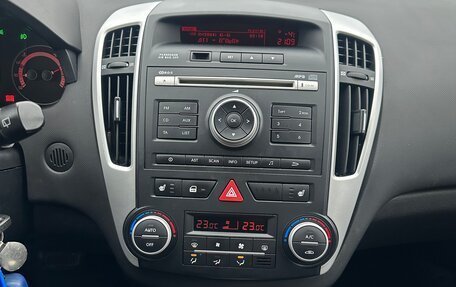 KIA cee'd I рестайлинг, 2010 год, 880 000 рублей, 10 фотография