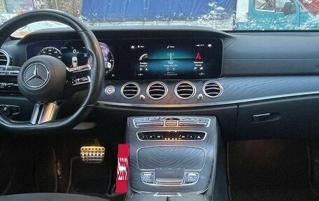 Mercedes-Benz E-Класс, 2021 год, 5 000 000 рублей, 11 фотография