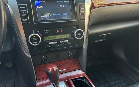 Toyota Camry, 2013 год, 1 350 000 рублей, 9 фотография