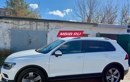 Volkswagen Tiguan II, 2018 год, 2 900 000 рублей, 3 фотография