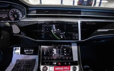 Audi S8, 2025 год, 19 686 000 рублей, 18 фотография