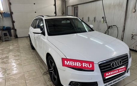 Audi A4, 2010 год, 950 000 рублей, 2 фотография