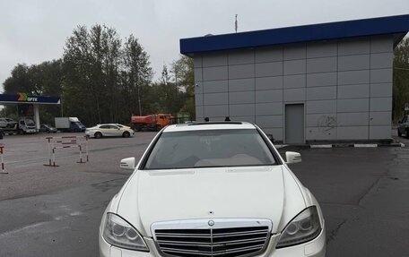 Mercedes-Benz S-Класс, 2006 год, 1 200 000 рублей, 2 фотография