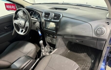 Renault Logan II, 2018 год, 749 800 рублей, 3 фотография