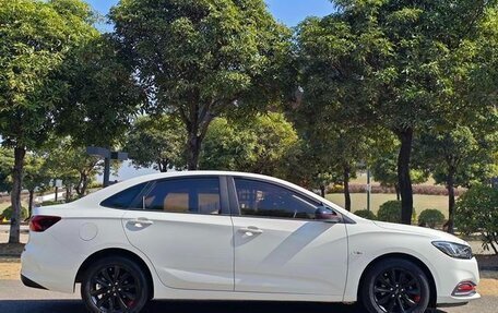 Chevrolet Monza, 2022 год, 960 000 рублей, 4 фотография