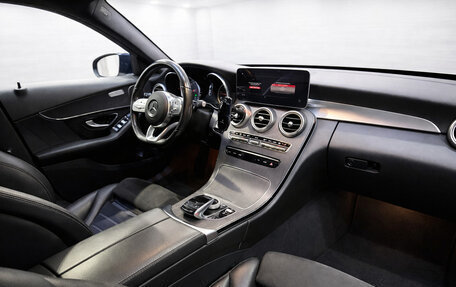 Mercedes-Benz C-Класс, 2018 год, 2 600 000 рублей, 6 фотография