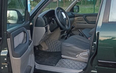 Toyota Land Cruiser 100 рестайлинг 2, 2005 год, 1 680 000 рублей, 7 фотография