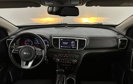 KIA Sportage IV рестайлинг, 2020 год, 2 050 000 рублей, 5 фотография