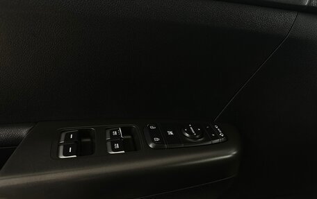 KIA Sportage IV рестайлинг, 2020 год, 2 050 000 рублей, 10 фотография