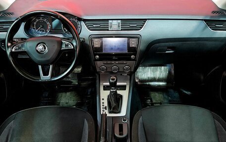 Skoda Octavia, 2018 год, 1 655 000 рублей, 9 фотография