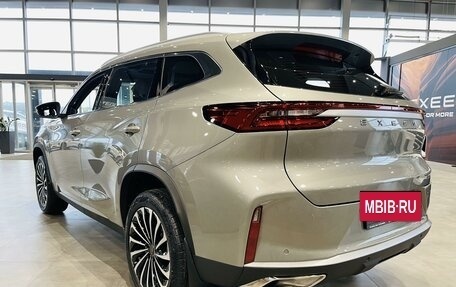 CheryExeed TXL, 2024 год, 3 800 000 рублей, 4 фотография