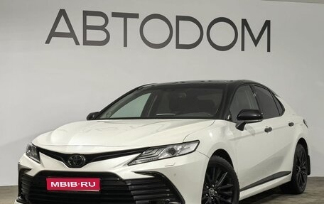 Toyota Camry, 2021 год, 3 590 000 рублей, 1 фотография