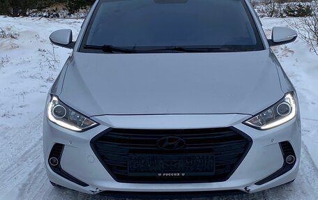 Hyundai Elantra VI рестайлинг, 2016 год, 1 655 000 рублей, 8 фотография