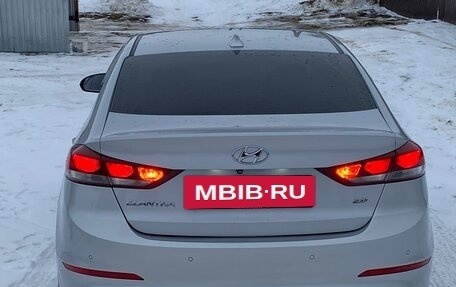 Hyundai Elantra VI рестайлинг, 2016 год, 1 655 000 рублей, 12 фотография