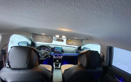 Hyundai Elantra VI рестайлинг, 2016 год, 1 655 000 рублей, 26 фотография