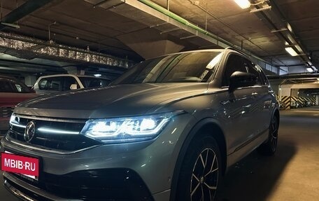 Volkswagen Tiguan II, 2021 год, 6 000 000 рублей, 5 фотография