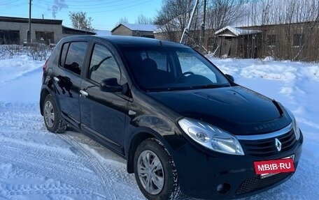 Renault Sandero I, 2010 год, 490 000 рублей, 2 фотография