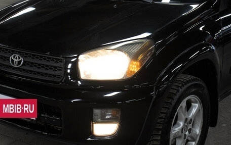 Toyota RAV4, 2003 год, 698 000 рублей, 21 фотография