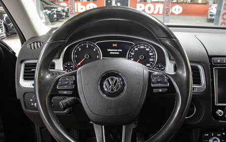 Volkswagen Touareg III, 2017 год, 3 998 000 рублей, 17 фотография