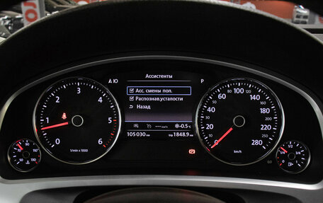 Volkswagen Touareg III, 2017 год, 3 998 000 рублей, 13 фотография