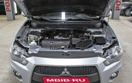 Mitsubishi Outlander III рестайлинг 3, 2011 год, 1 198 000 рублей, 9 фотография