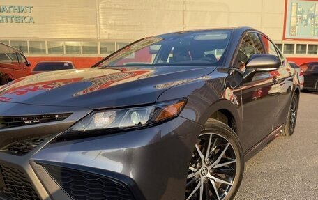 Toyota Camry, 2021 год, 3 100 000 рублей, 1 фотография