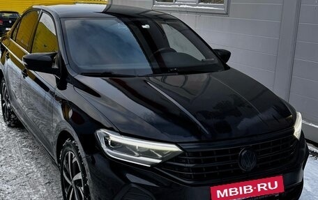 Volkswagen Polo VI (EU Market), 2022 год, 1 800 000 рублей, 1 фотография