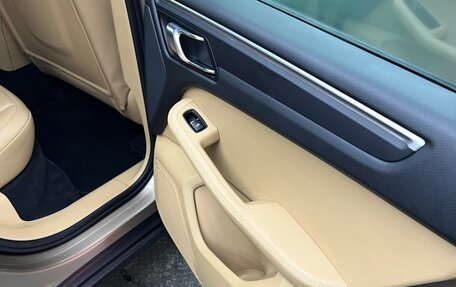 Porsche Macan I рестайлинг, 2017 год, 2 600 000 рублей, 14 фотография