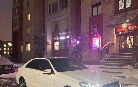 Mercedes-Benz E-Класс, 2014 год, 1 850 000 рублей, 8 фотография