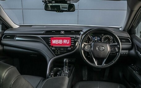 Toyota Camry, 2020 год, 2 729 000 рублей, 6 фотография