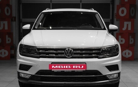 Volkswagen Tiguan II, 2017 год, 2 050 000 рублей, 2 фотография