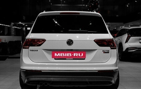 Volkswagen Tiguan II, 2017 год, 2 050 000 рублей, 5 фотография