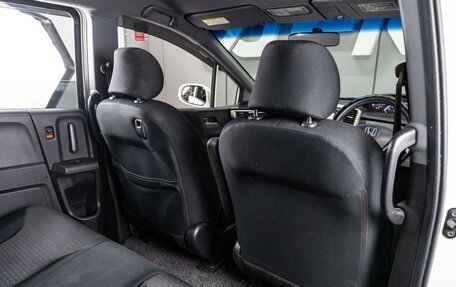 Honda Freed I, 2010 год, 1 199 000 рублей, 11 фотография