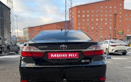 Toyota Camry, 2017 год, 2 600 000 рублей, 3 фотография
