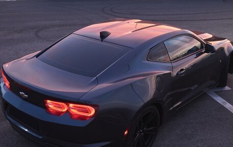 Chevrolet Camaro VI, 2018 год, 2 200 000 рублей, 7 фотография