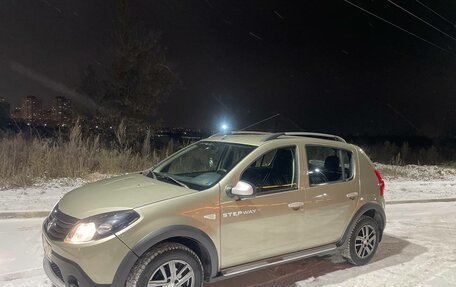 Renault Sandero I, 2012 год, 670 000 рублей, 2 фотография