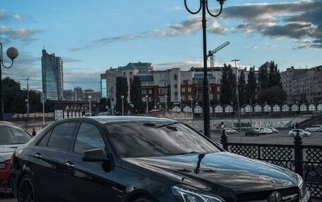 Mercedes-Benz E-Класс AMG, 2013 год, 3 800 000 рублей, 5 фотография