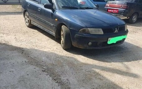 Mitsubishi Carisma I, 2001 год, 149 999 рублей, 1 фотография