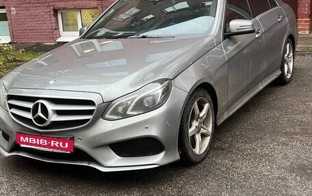 Mercedes-Benz E-Класс, 2014 год, 1 950 000 рублей, 5 фотография