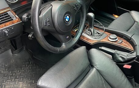 BMW 5 серия, 2005 год, 1 300 000 рублей, 3 фотография