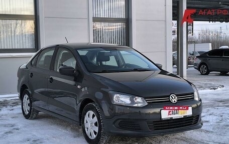 Volkswagen Polo VI (EU Market), 2014 год, 815 000 рублей, 2 фотография