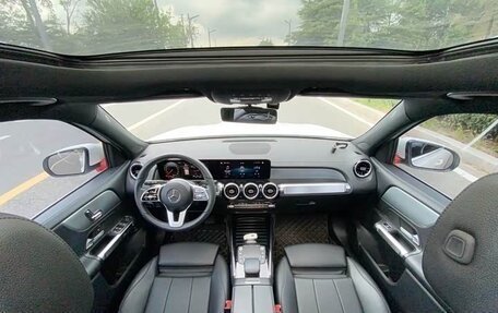 Mercedes-Benz GLB, 2021 год, 1 803 000 рублей, 12 фотография