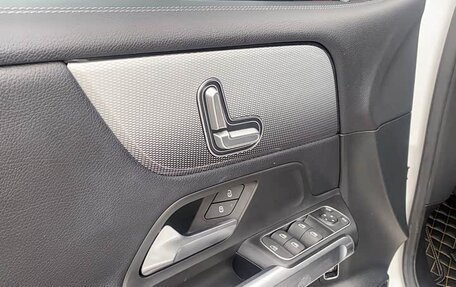 Mercedes-Benz GLB, 2021 год, 1 803 000 рублей, 20 фотография