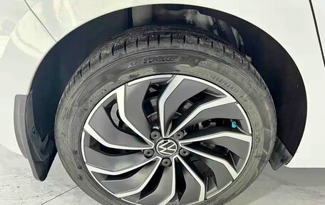 Volkswagen Golf VIII, 2022 год, 2 060 000 рублей, 13 фотография