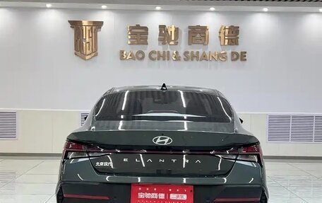 Hyundai Elantra, 2025 год, 1 980 000 рублей, 5 фотография