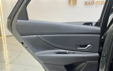 Hyundai Elantra, 2025 год, 1 980 000 рублей, 13 фотография