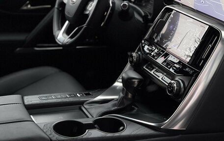 Lexus LX, 2023 год, 16 990 000 рублей, 25 фотография